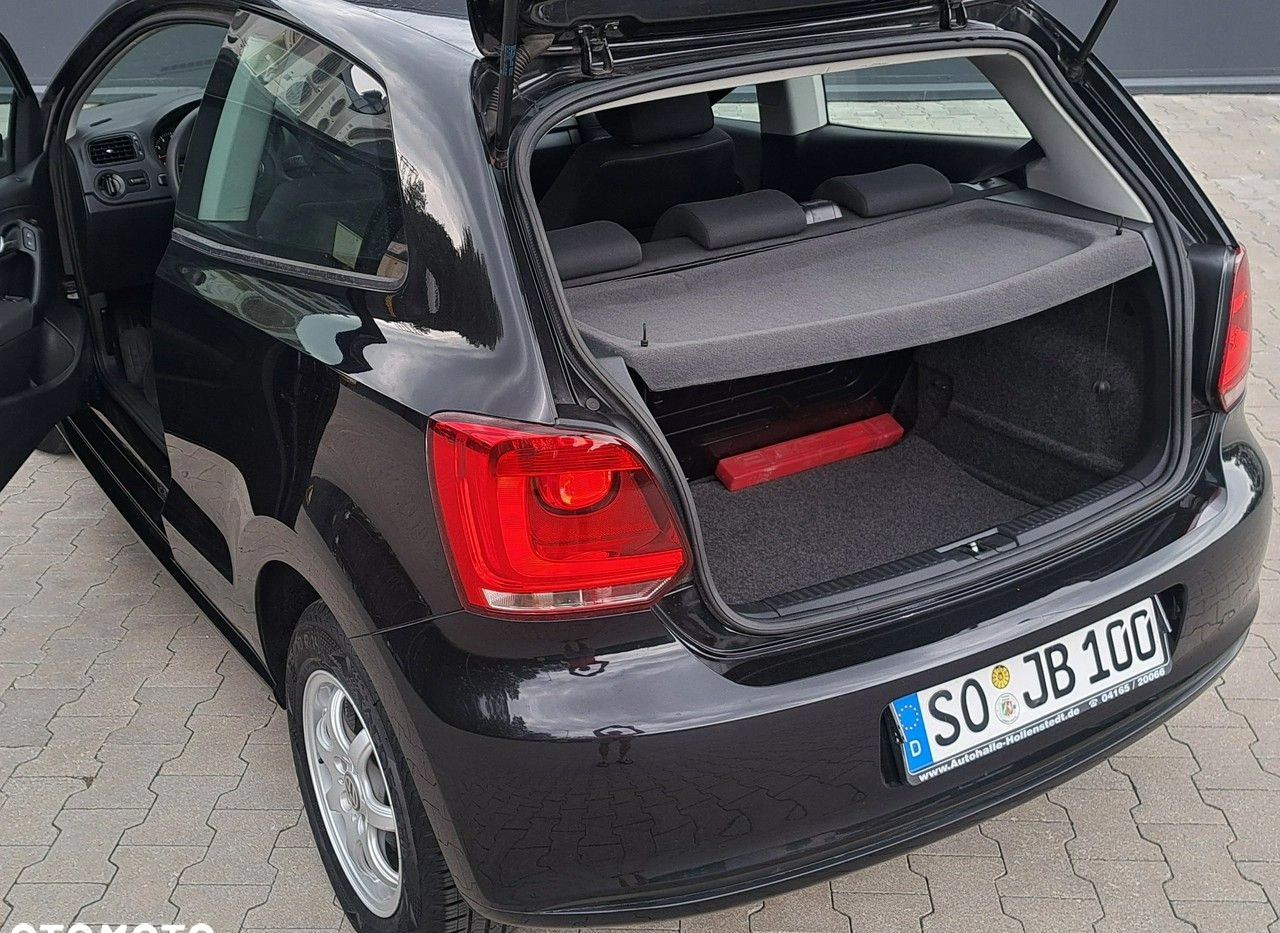 Volkswagen Polo cena 23900 przebieg: 137415, rok produkcji 2010 z Olsztyn małe 137